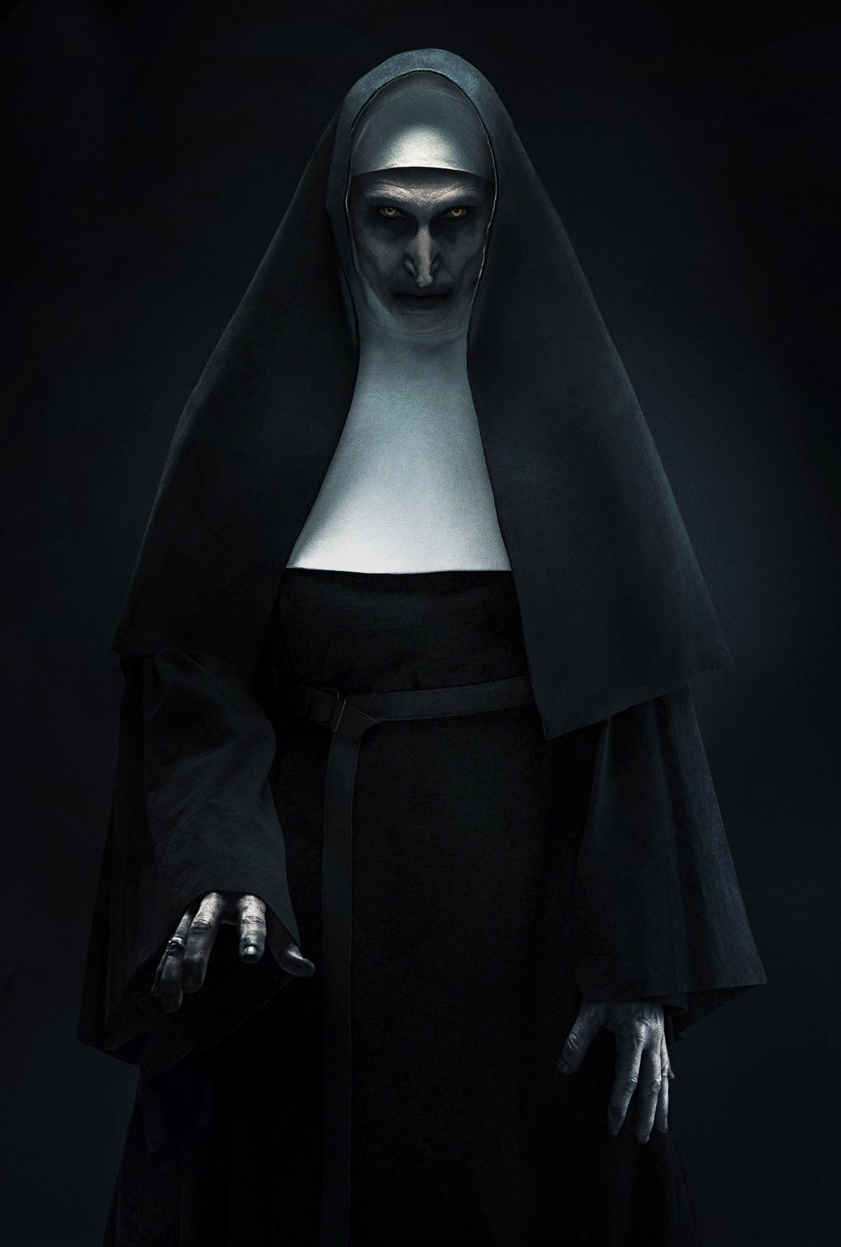 'The Nun' tung trailer đầu tiên, hứa hẹn sẽ là bộ phim kinh dị hot nhất 2018 Ảnh 6