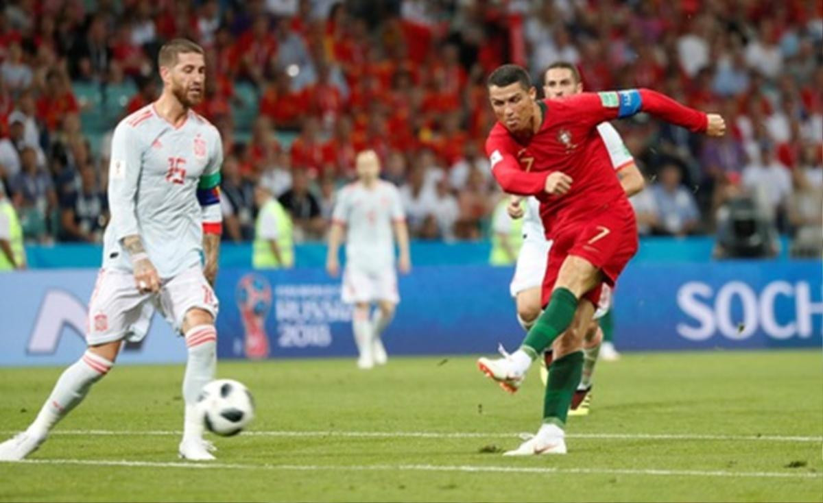 Bồ Đào Nha hòa Tây Ban Nha 3-3: Toàn cảnh De Gea 'quỳ gối' trước hattrick của Ronaldo Ảnh 5