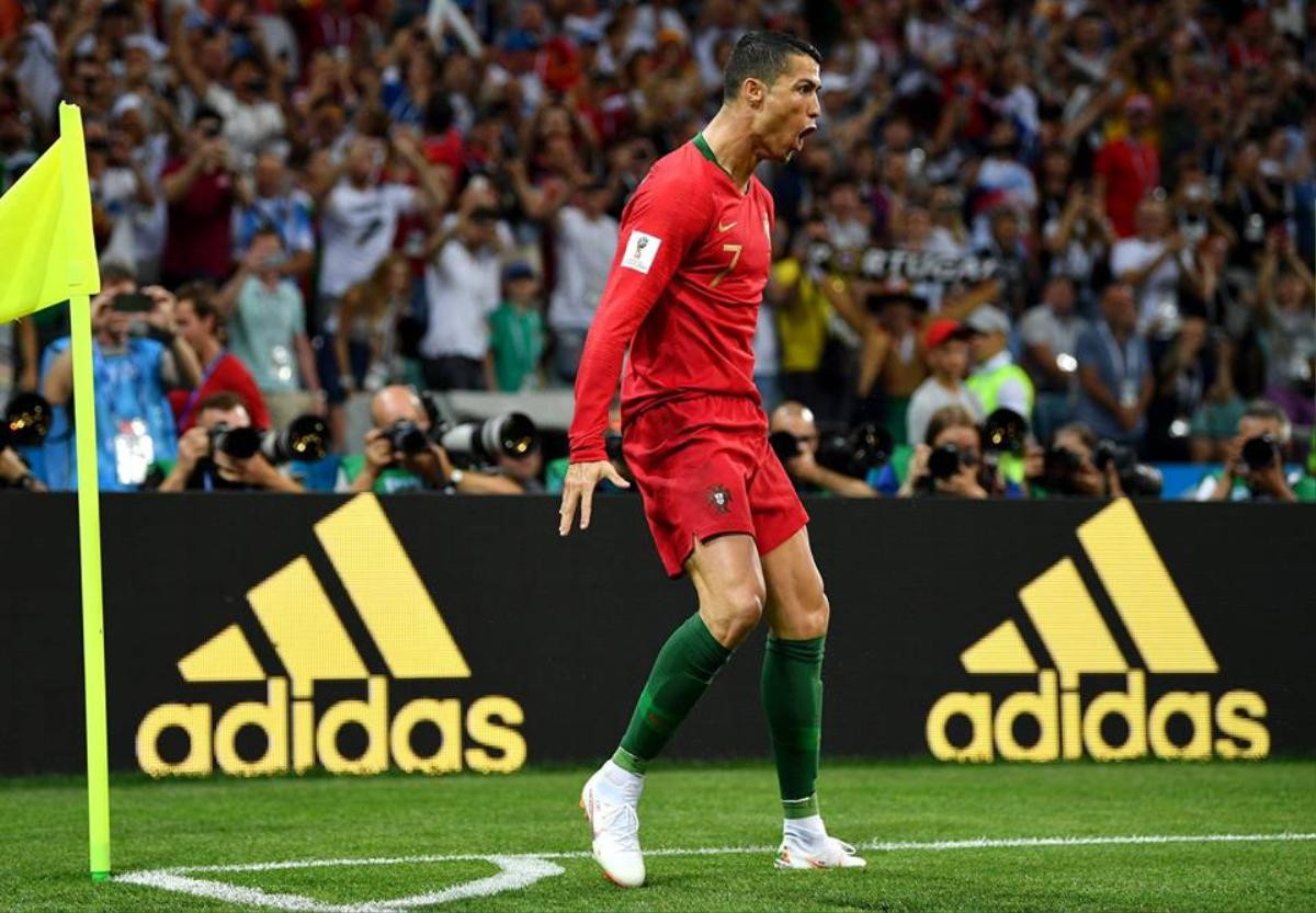 Bồ Đào Nha hòa Tây Ban Nha 3-3: Toàn cảnh De Gea 'quỳ gối' trước hattrick của Ronaldo Ảnh 2