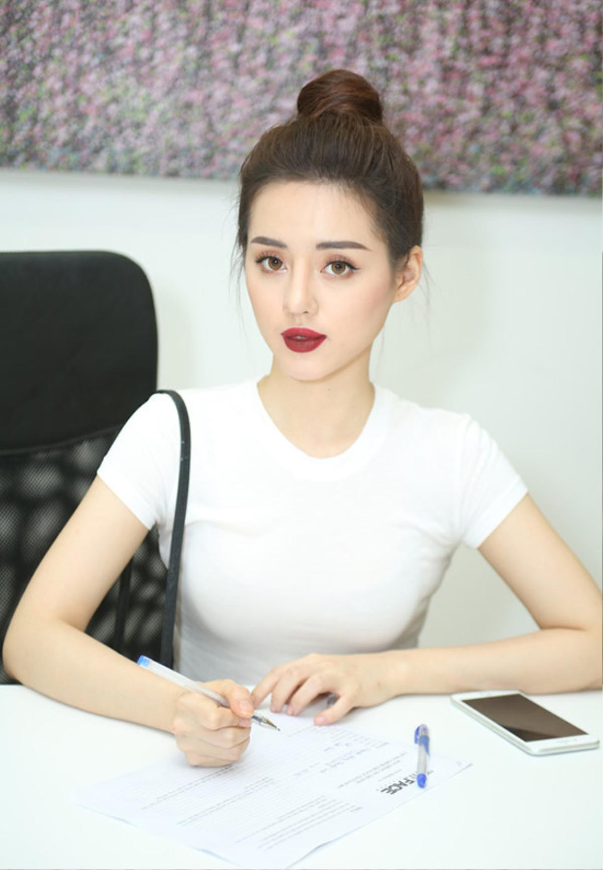 Trường đẹp lại có nhiều hotgirl, bảo sao nơi khai sinh ra NEU Confession lại nổi danh đến thế trong giới trẻ Ảnh 6