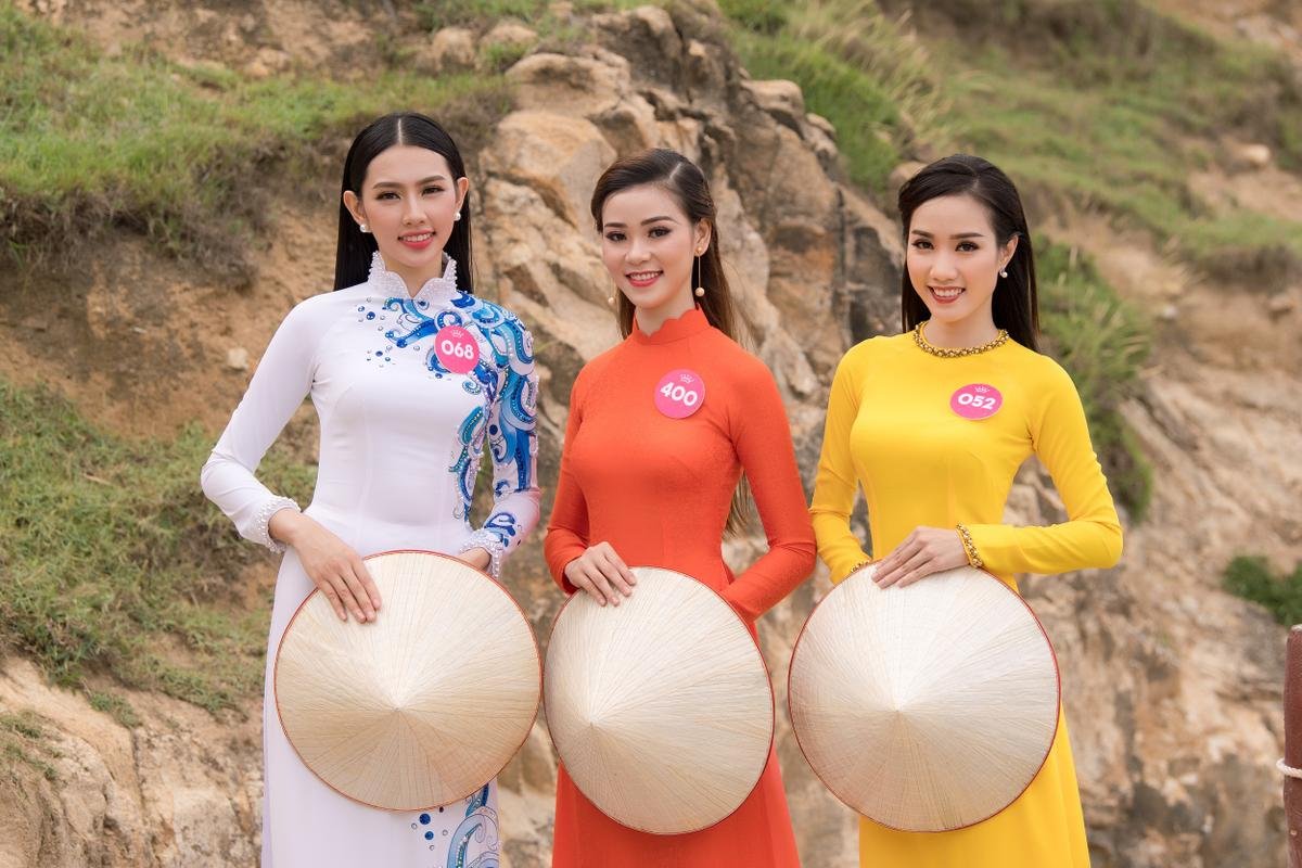 Top 30 phía Nam Hoa hậu Việt Nam 2018 đẹp nền nã đậm chất Á đông với áo dài truyền thống Ảnh 1