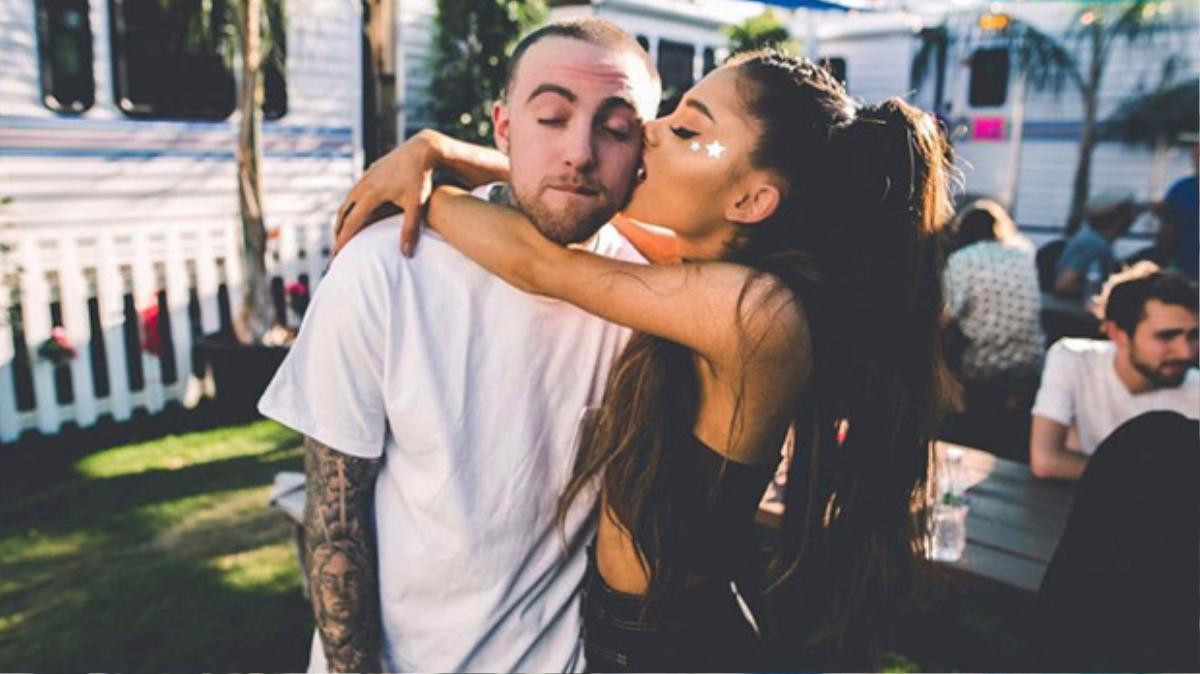 Vừa chia tay Mac Miller không lâu, Ariana Grande đã vội 'khoe' nhẫn đính hôn 100,000 USD Ảnh 3