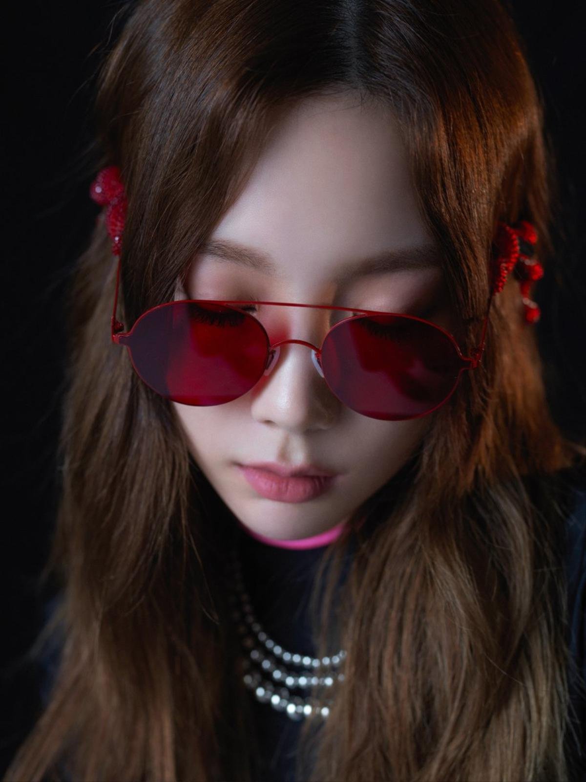 Hơn 10 năm hậu debut, dám chắc Taeyeon (SNSD) chưa từng có 1 MV… bạo lực đến thế này! Ảnh 15