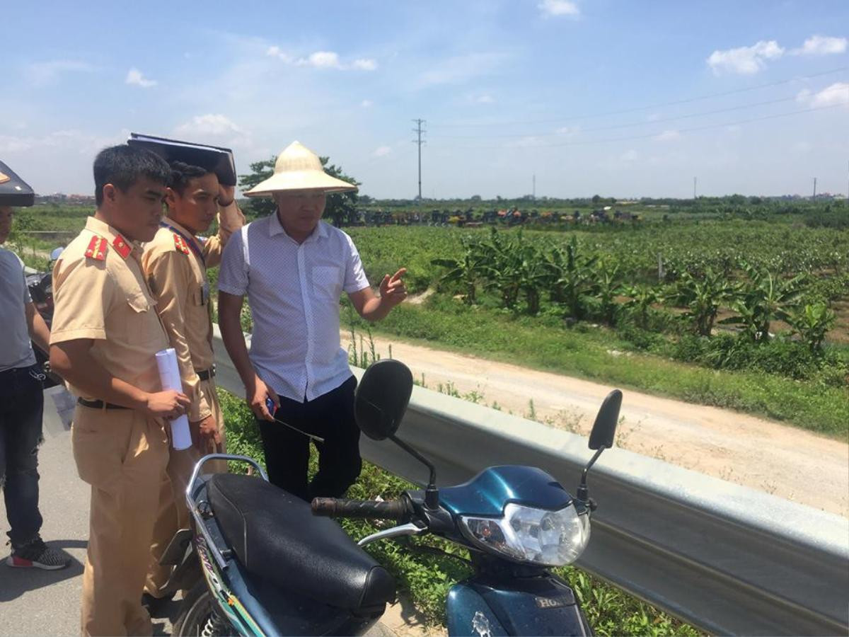 Công an đội nắng dựng lại hiện trường điều tra cái chết nhiều nghi vấn của 2 thiếu nữ Ảnh 5