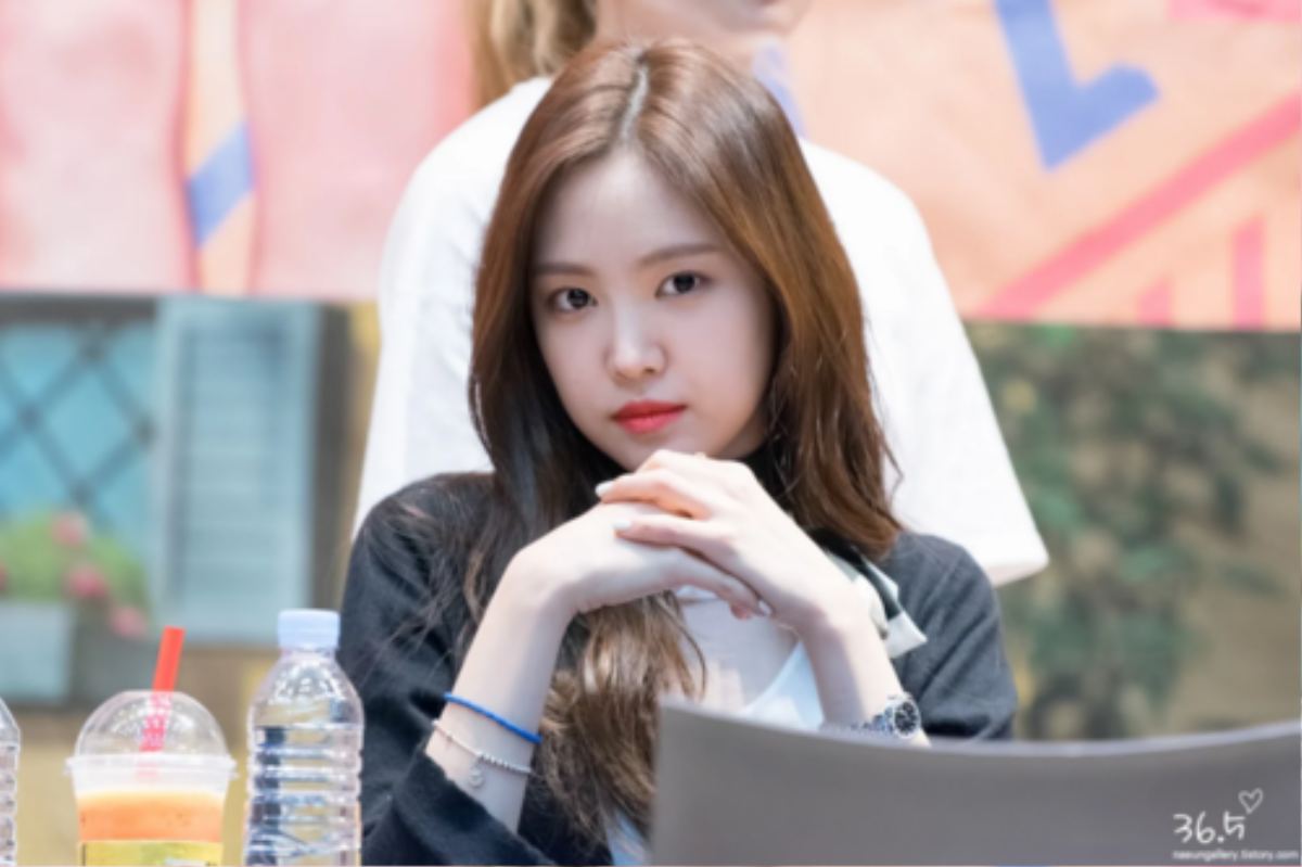 Son Naeun (Apink) hứng chịu gạch đá vì tin đồn phẫu thuật thẩm mĩ Ảnh 3