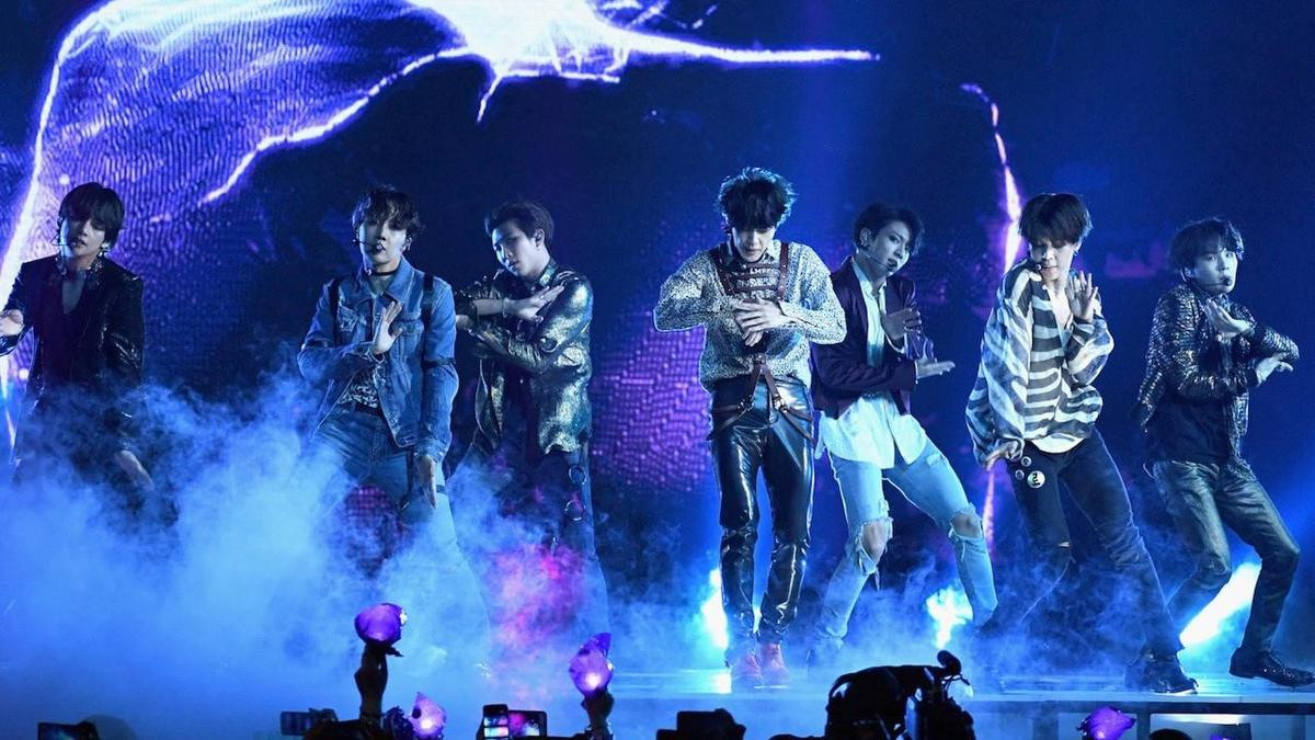 Ai bảo  phong độ nhất thời, 'Fake Love' của BTS vẫn trụ vững trên Billboard suốt hẳn 4 tuần đấy! Ảnh 1