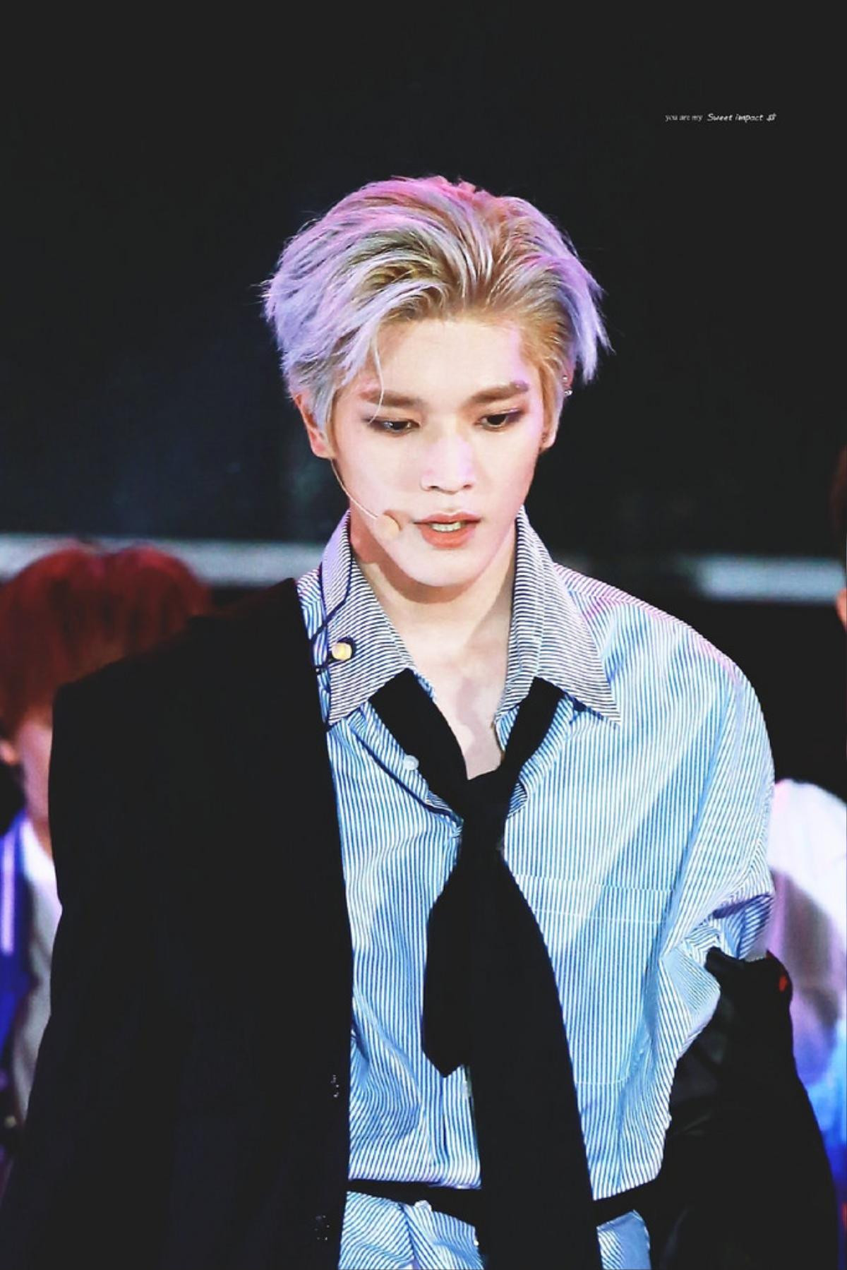 Taeyong (NCT) xuất hiện sành điệu tại sân bay, lên đường dự KCON18NY Ảnh 4