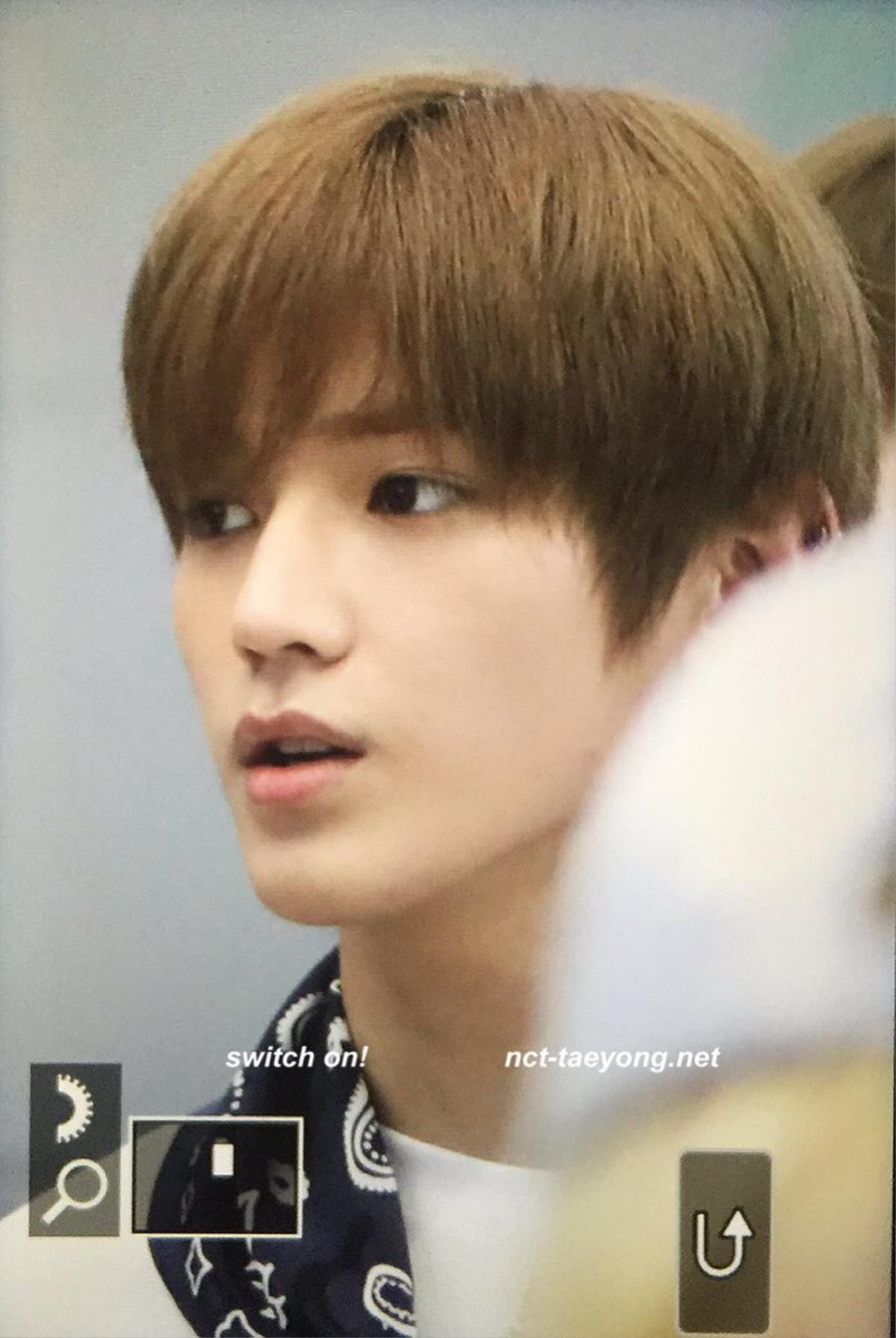 Taeyong (NCT) xuất hiện sành điệu tại sân bay, lên đường dự KCON18NY Ảnh 5