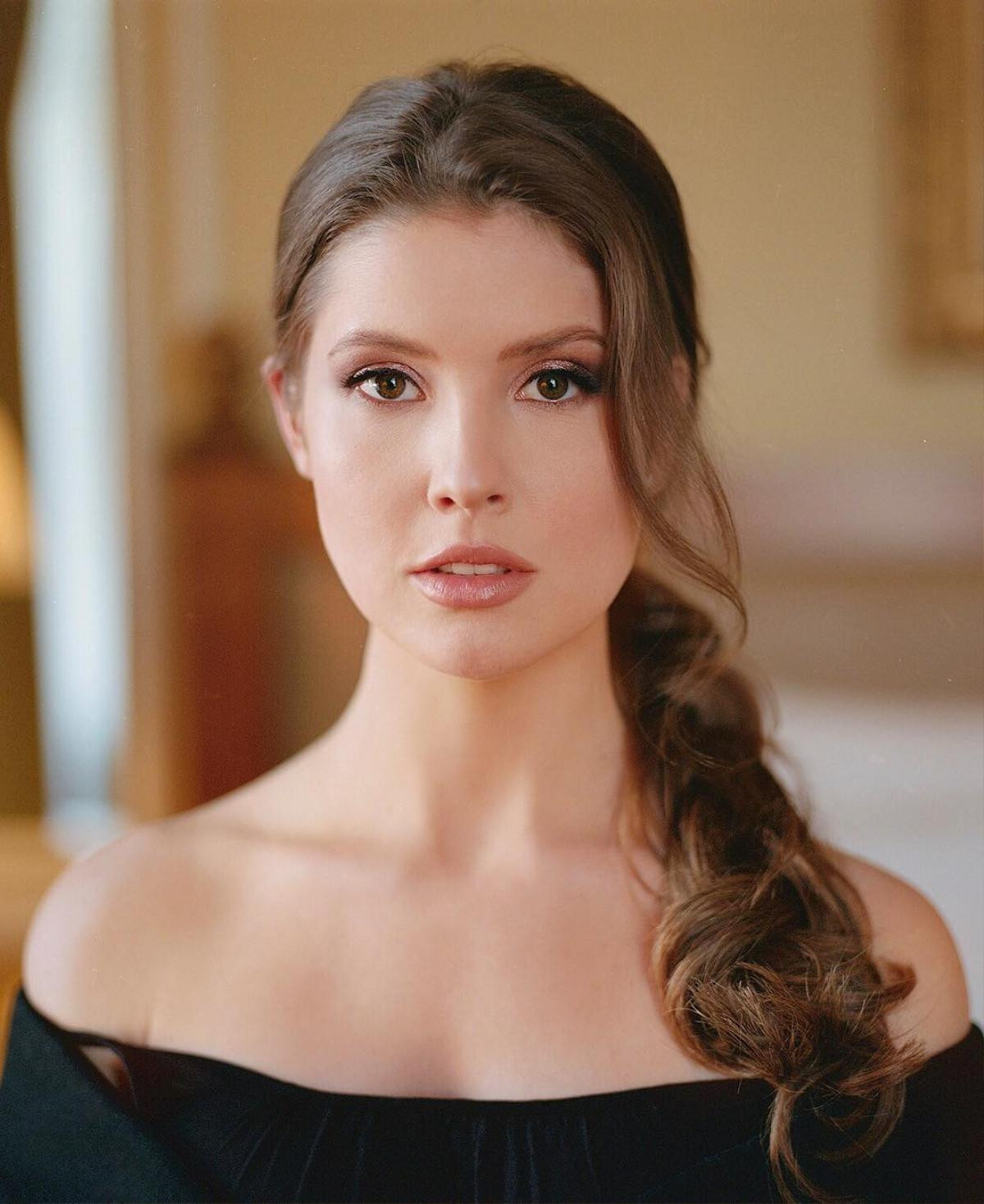 Hotgirl ngực khủng, xinh đẹp nhất nhì mạng xã hội Amanda Cerny thiêu đốt mùa hè với thời trang rực lửa Ảnh 2