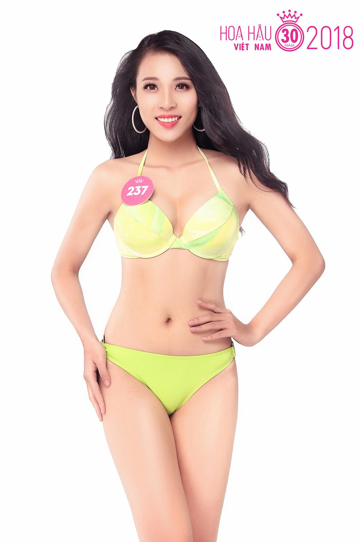 Ngắm trọn bộ ảnh bikini nóng bỏng của Top 30 Chung khảo phía Nam Hoa hậu Việt Nam 2018 Ảnh 8