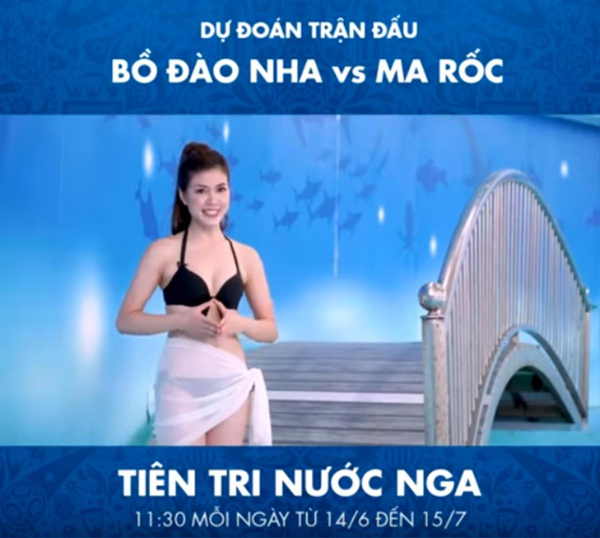 Vẻ đẹp nóng bỏng của nữ MC mặc bikini dẫn chương trình ở Việt Nam Ảnh 1