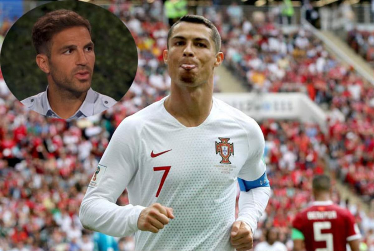 Mỉa mai Ronaldo 'ăn hôi', Fabregas nhận cái kết bất ngờ Ảnh 1