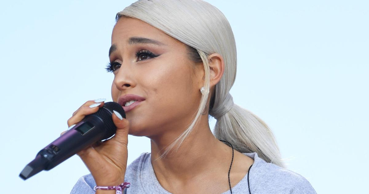 Mừng sinh nhật Ariana Grande: cô nàng không tuổi với mái tóc đuôi ngựa 'càn quét' khắp nơi trên thế giới! Ảnh 3