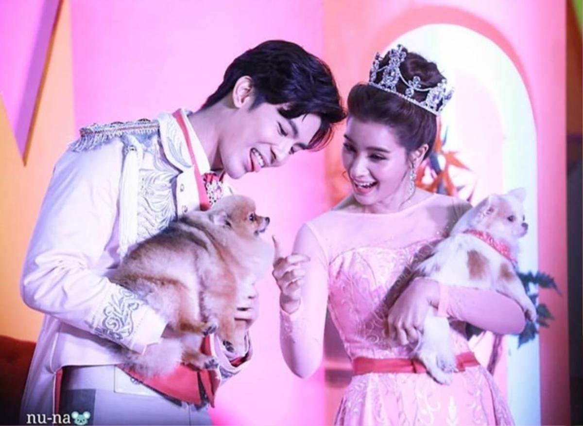 Vill Wannarot chia tay em trai Boy Pakorn, mọt phim Thái hồ hởi 'chèo thuyền' SonVill Ảnh 11