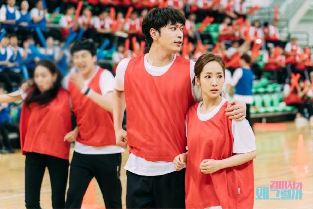 Tái hợp sau 12 năm, 'bộ tộc ăn chực' Park Min Young - Chansung (2PM) của 'High Kick' vẫn kém duyên trong 'Thư ký Kim' Ảnh 19