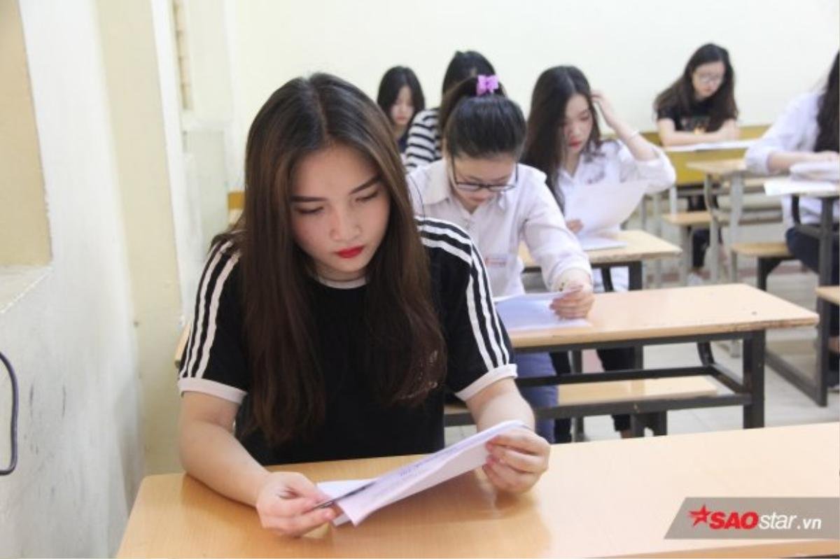 Muôn kiểu nỗi lòng của các sĩ tử trước giờ G: 'Phải xõa hết mình để giữ bình tĩnh' Ảnh 4