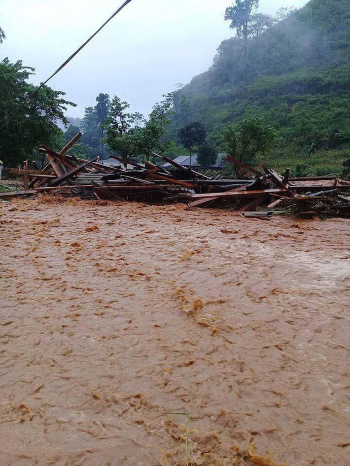 Lũ lịch sử ở Hà Giang: Đã có cảnh báo nhưng dân vẫn chủ quan khiến nhiều người chết và mất tích Ảnh 4