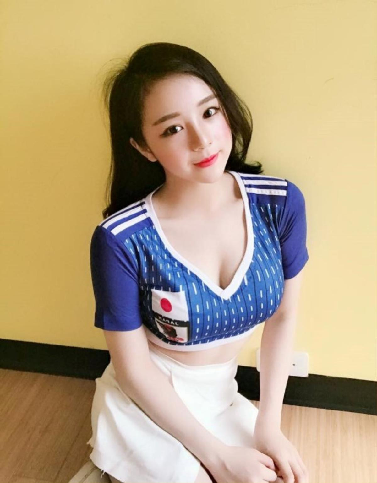 Giải mã nhan sắc khiến 'triệu người say' của 'hot girl ngủ gật' trên VTV Ảnh 2