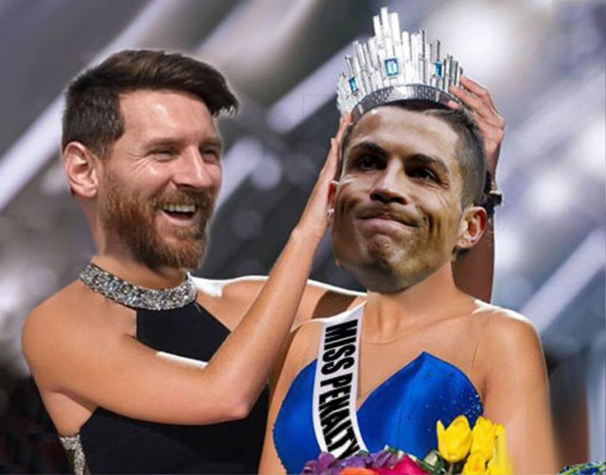 Ảnh chế: Messi ‘cười hí hửng’ khi Ronaldo cũng bị ‘miss pen’ Ảnh 1