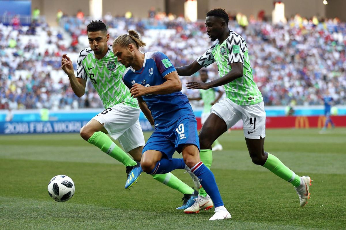 Kẻ đe dọa số phận Argentina - Ahmed Musa: Mồ côi cha, từng đi bán xăng và yêu thầm M.U Ảnh 3