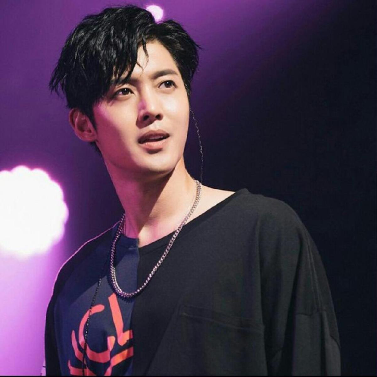 Kim Hyun Joong có đáng để bị cư dân mạng chỉ trích thậm tệ vì quay trở lại showbiz? Ảnh 1