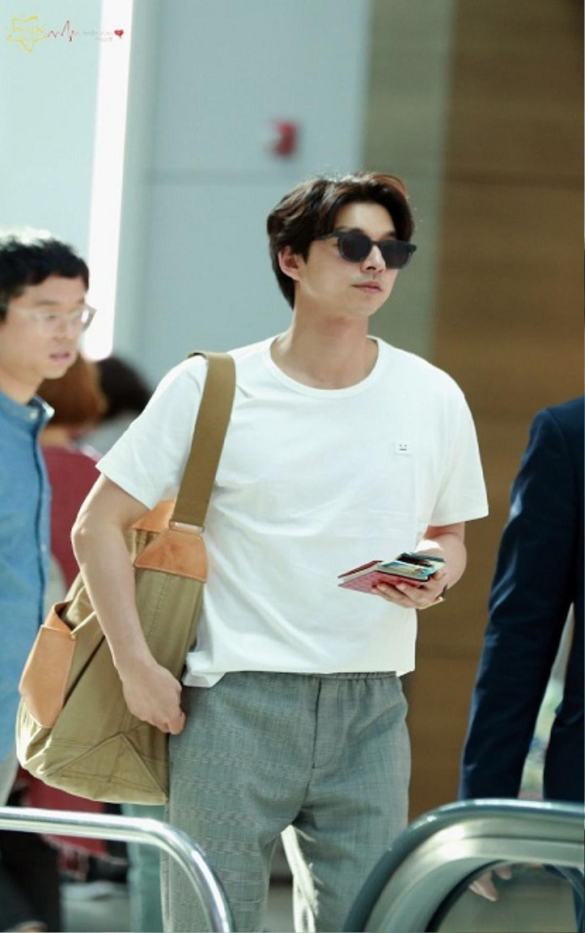 'Yêu tinh' Gong Yoo thu hút mọi ánh nhìn tại sân bay với thân hình săn chắc tuổi 40 Ảnh 2