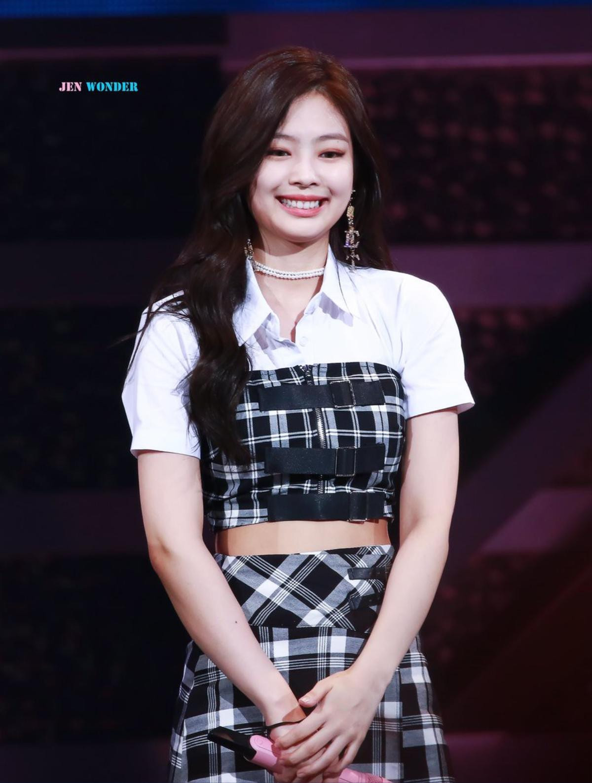 Jennie (BlackPink) được mệnh danh”G-Dragon phiên bản nữ” với gu thời trang đẳng cấp, mặc gì đẹp đó Ảnh 8