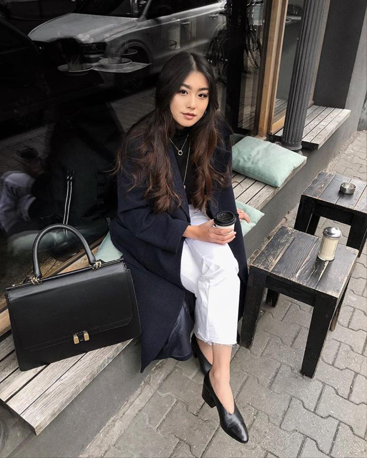 Cứ vào Instagram của cô nàng Rich Kids Việt này, là thấy ngay ảnh du lịch 'vừa sang vừa đẹp' Ảnh 9