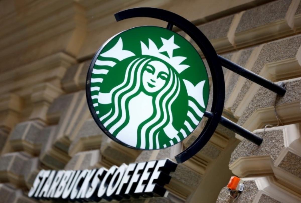 Starbucks hỗ trợ chi phí phẫu thuật cho các nhân viên chuyển giới Ảnh 2