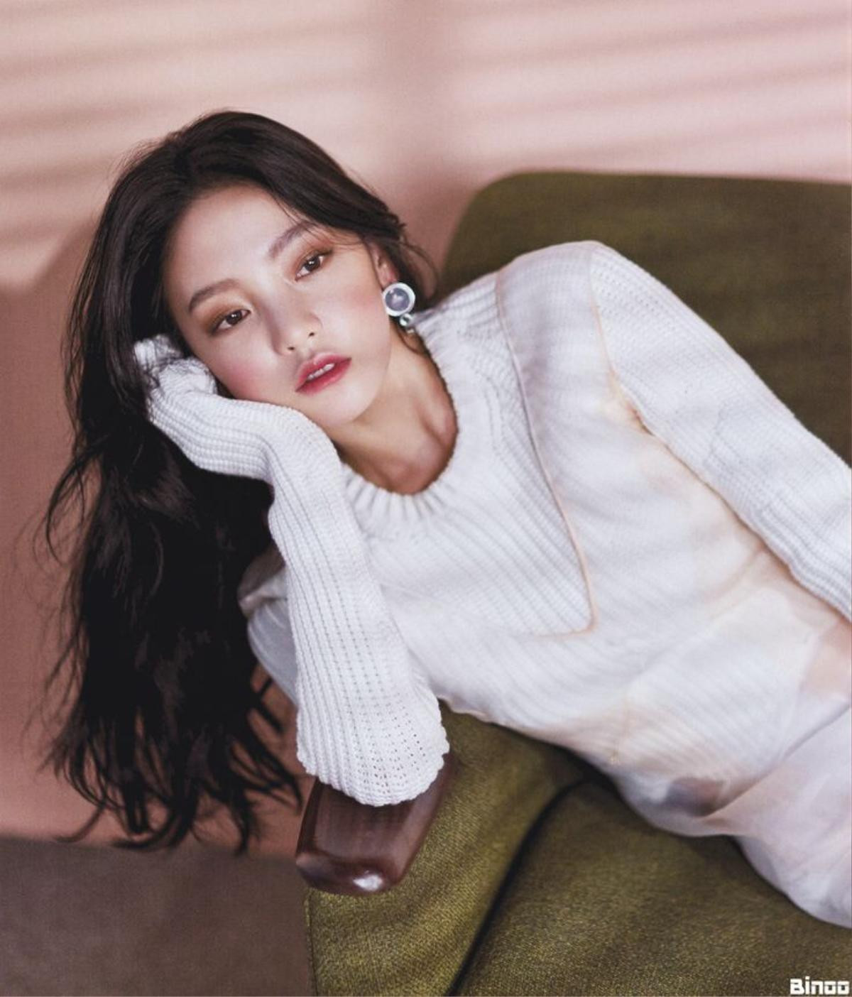 Thập tứ hoàng tử 'Moon Lovers' và Goo Hara chuẩn bị hẹn hò trong 'What’s There to Know' Ảnh 2