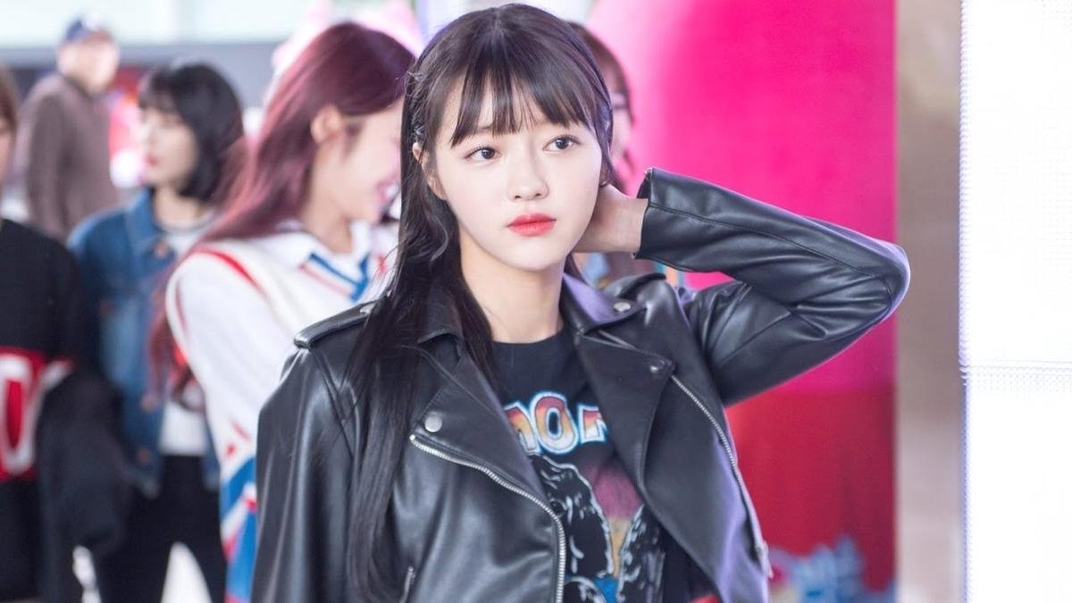 Học lỏm bí quyết vàng làm đẹp da giữa mùa hè nóng nực của YooA (Oh My Girl) Ảnh 6