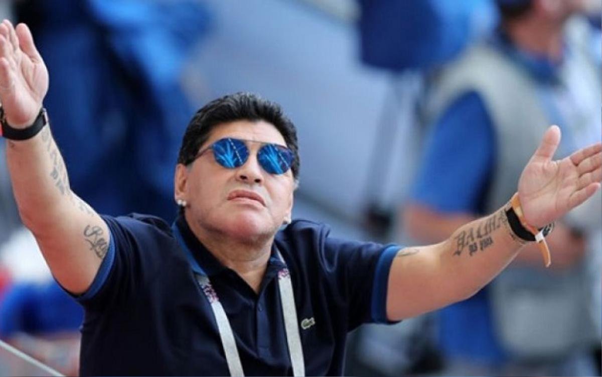 Maradona ví chiến thắng của ĐT Anh như…một vụ trộm cướp Ảnh 1