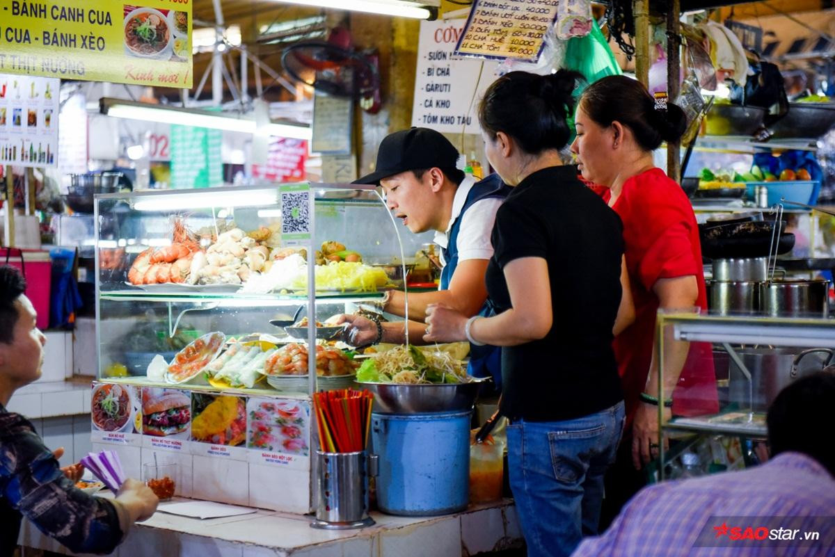 Biết tin Trường Giang - Hương Giang bán bún bò 200k/tô, Hứa Vĩ Văn làm ngay điều này Ảnh 9