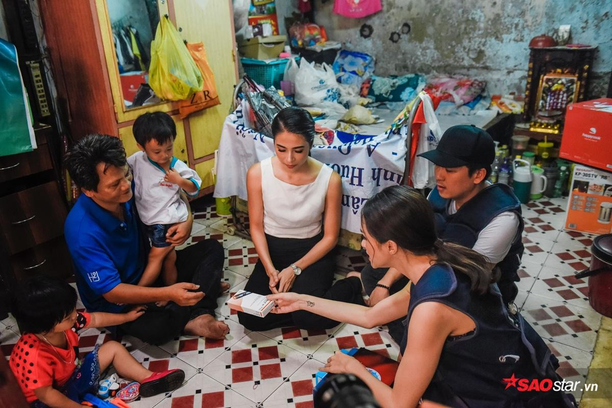 Dàn sao Manbirth buôn gánh bán bưng, mang cả phần thưởng 'tấu hài' tiếp sức bà bầu có hoàn cảnh khó khăn Ảnh 4