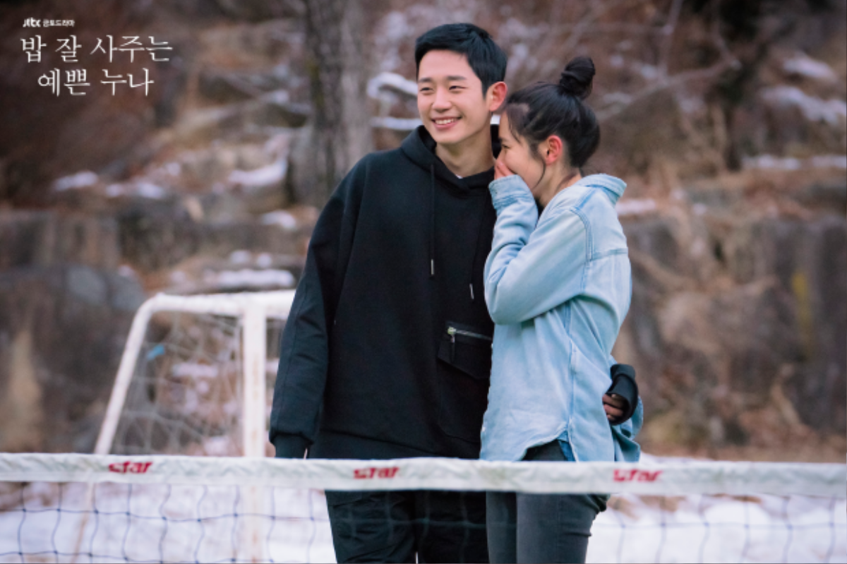 Jung Hae In cúi đầu chào người hâm mộ, lên đường thẳng tiến đến Việt Nam họp fan meeting Ảnh 18