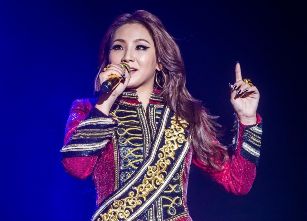 Nghi vấn: Sau Minzy và Park Bom, CL sẽ là thành viên tiếp theo của 2NE1 rời bỏ YG? Ảnh 1