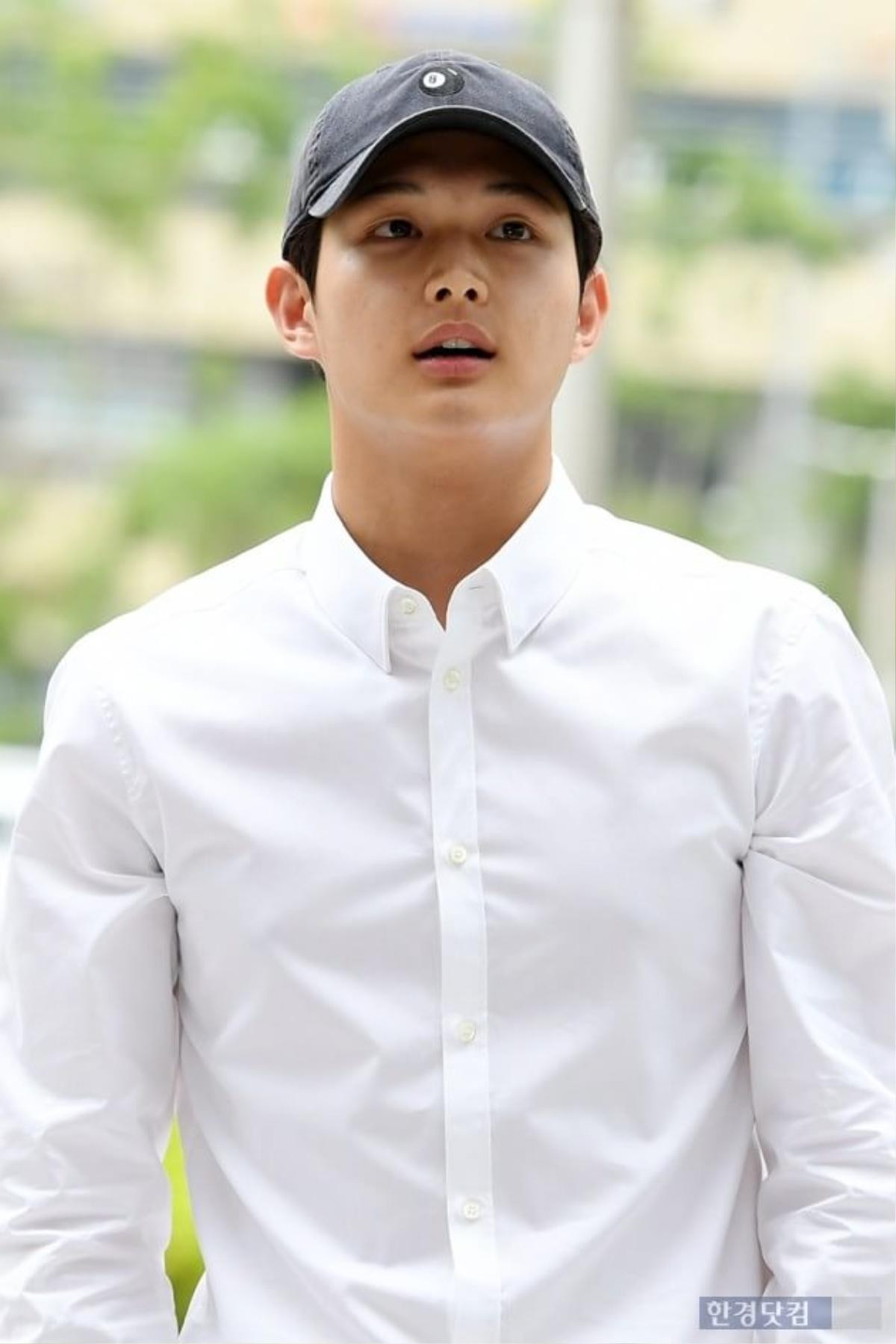 Lee Seo Won cúi đầu nhận tội đe doạ quấy rối tình dục, cầu mong sự khoan hồng từ toà án tối cao Ảnh 6