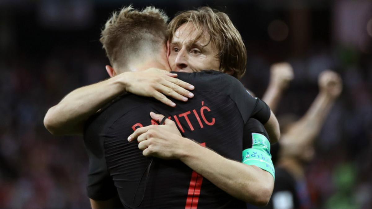 'Quái vật hai đầu' Modric và Rakitic Ảnh 3