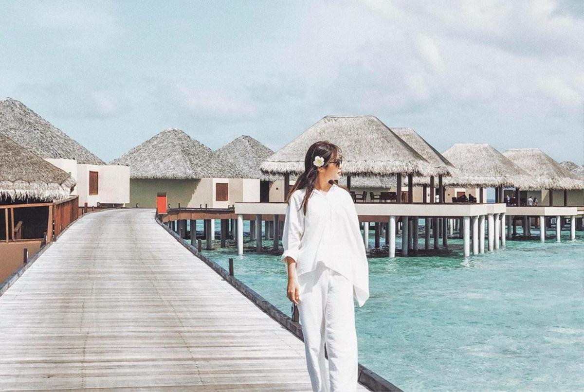 Hoa hậu người Việt tại Mỹ cùng chồng và hai con tận hưởng mùa hè tại thiên đường Maldives Ảnh 17