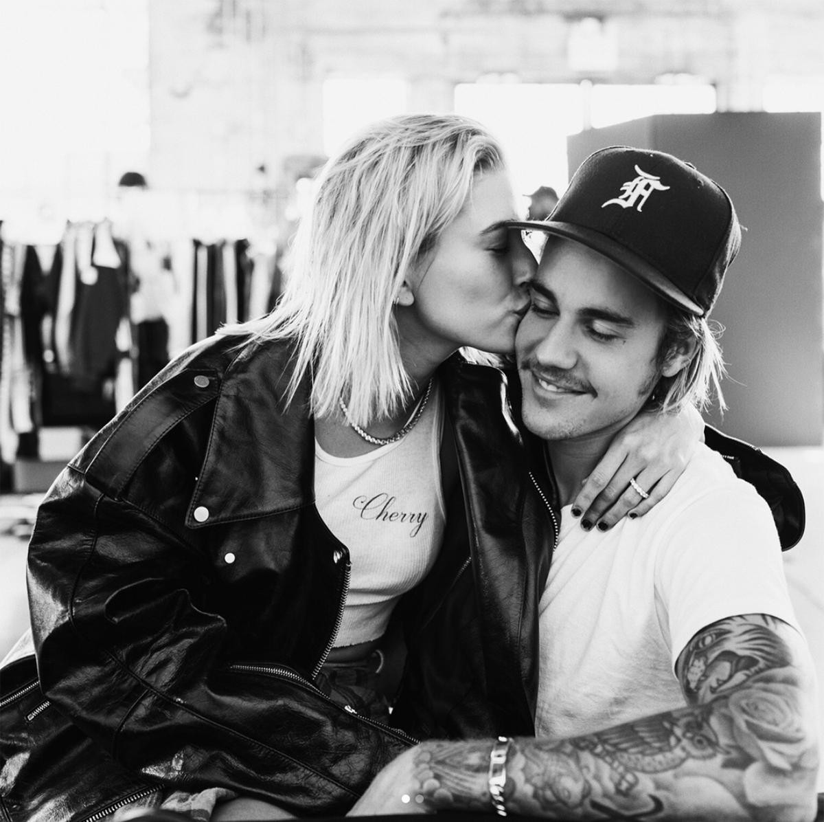 Sự thật phía sau việc Justin Bieber ôm mặt đau khổ và xóa clip của Hailey trên Instagram Ảnh 6