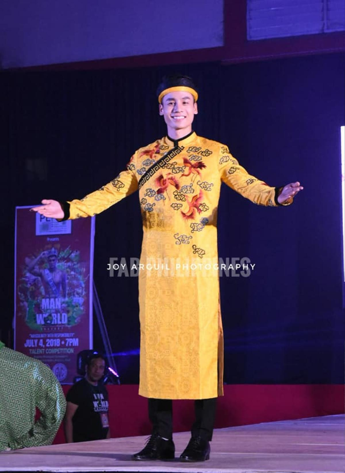 Đại diện Việt được nhấc bổng người, khi xuất sắc đăng quang Man of The World 2018 Ảnh 11