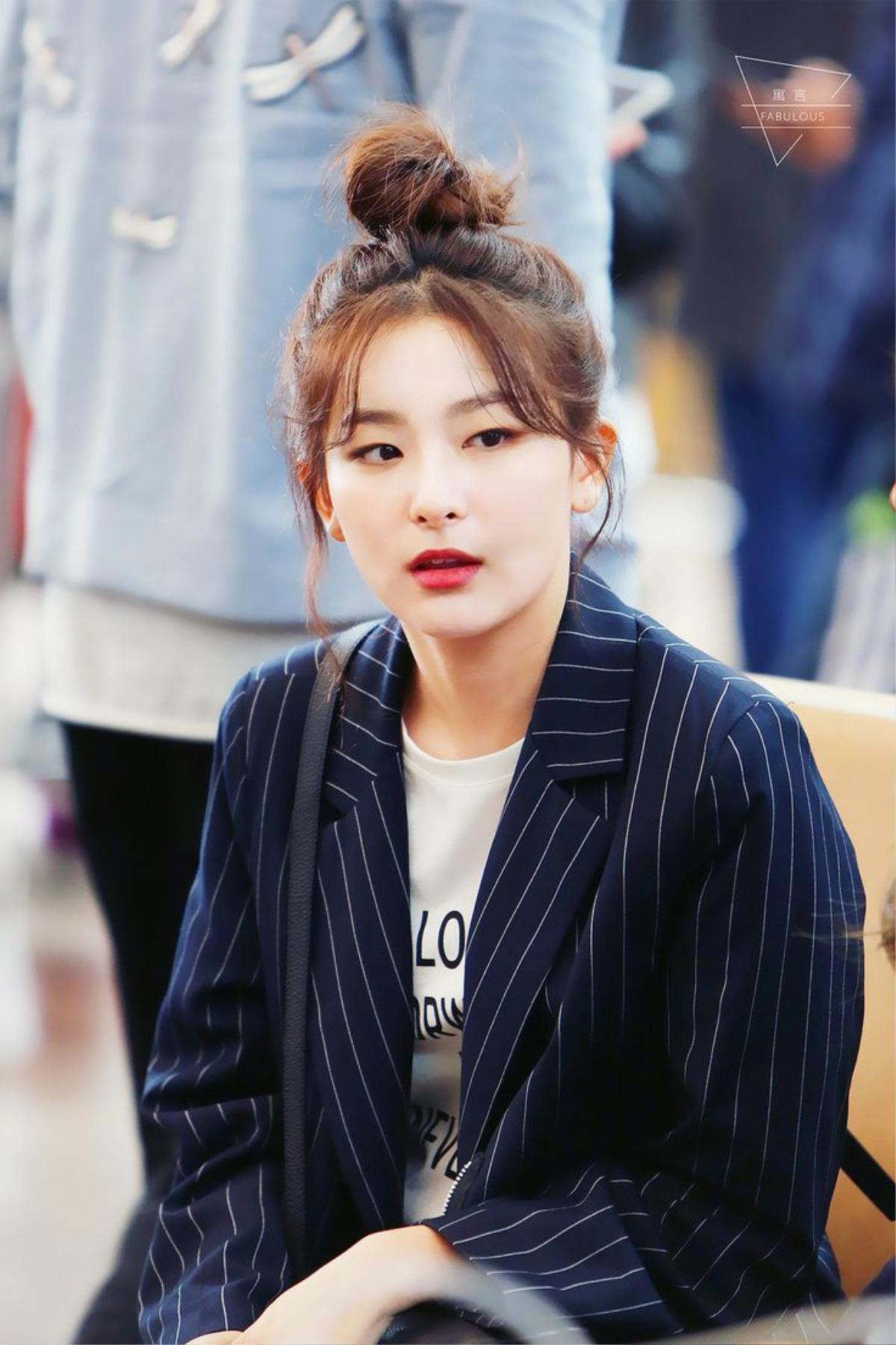 Hô biến mắt một mí thành mắt nai to tròn xinh như Seulgi (Red Velvet) với mẹo trang điểm cực đơn giản Ảnh 2