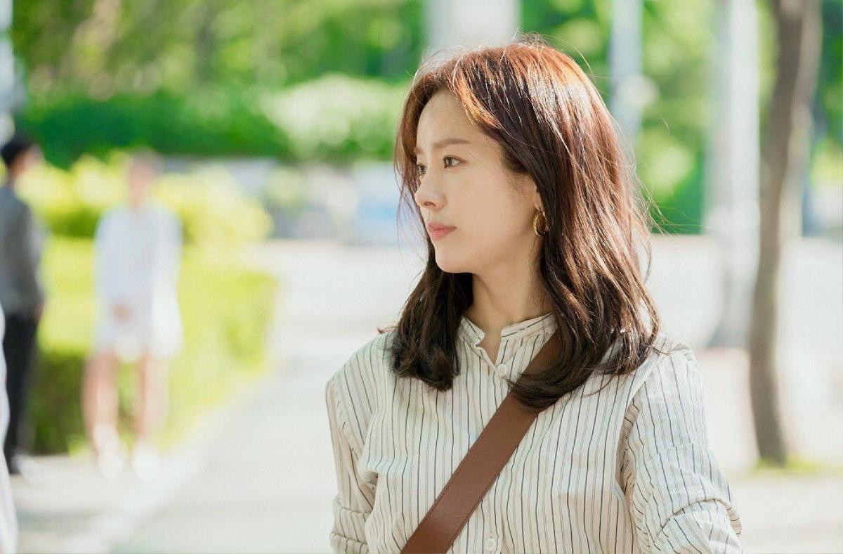 Lên sóng sau 'Thư ký Kim', phim ‘Familiar Wife’ ra mắt teaser trận chiến giữa ông chồng sợ vợ Ji Sung và Han Ji Min Ảnh 23