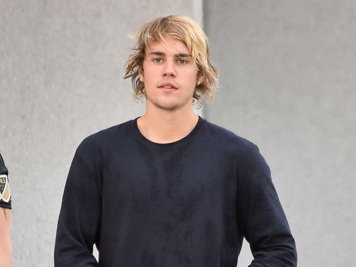 Tránh paparazzi như Justin Bieber: Bảo vệ không gian riêng tư vẫn không quên đáng yêu 'hết phần thiên hạ' Ảnh 1