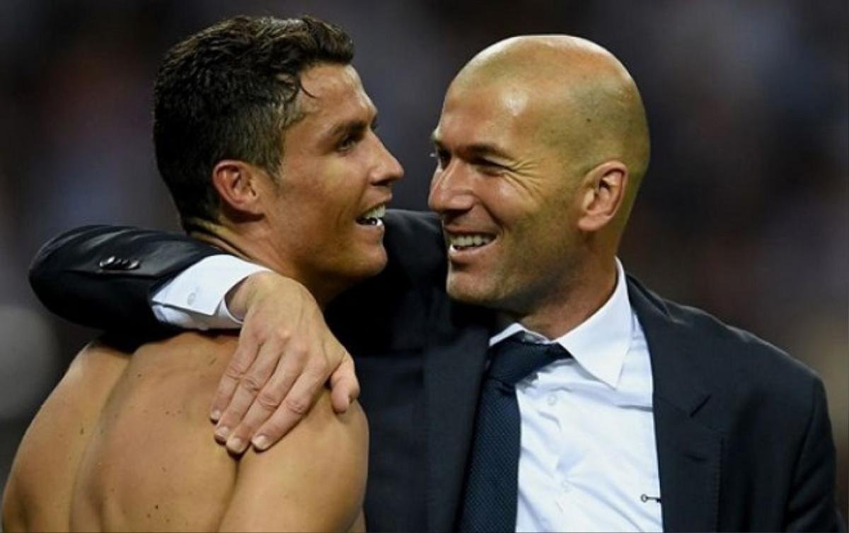 Zidane nên chọn đội tuyển Pháp hay Juventus? Ảnh 2