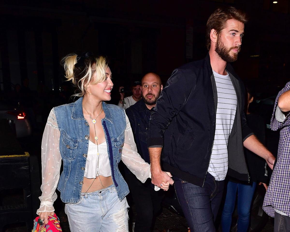 Liam Hemsworth và Miley Cyrus: Mối tình thanh xuân nhiều biến động nhưng cũng lắm những ngọt ngào Ảnh 14