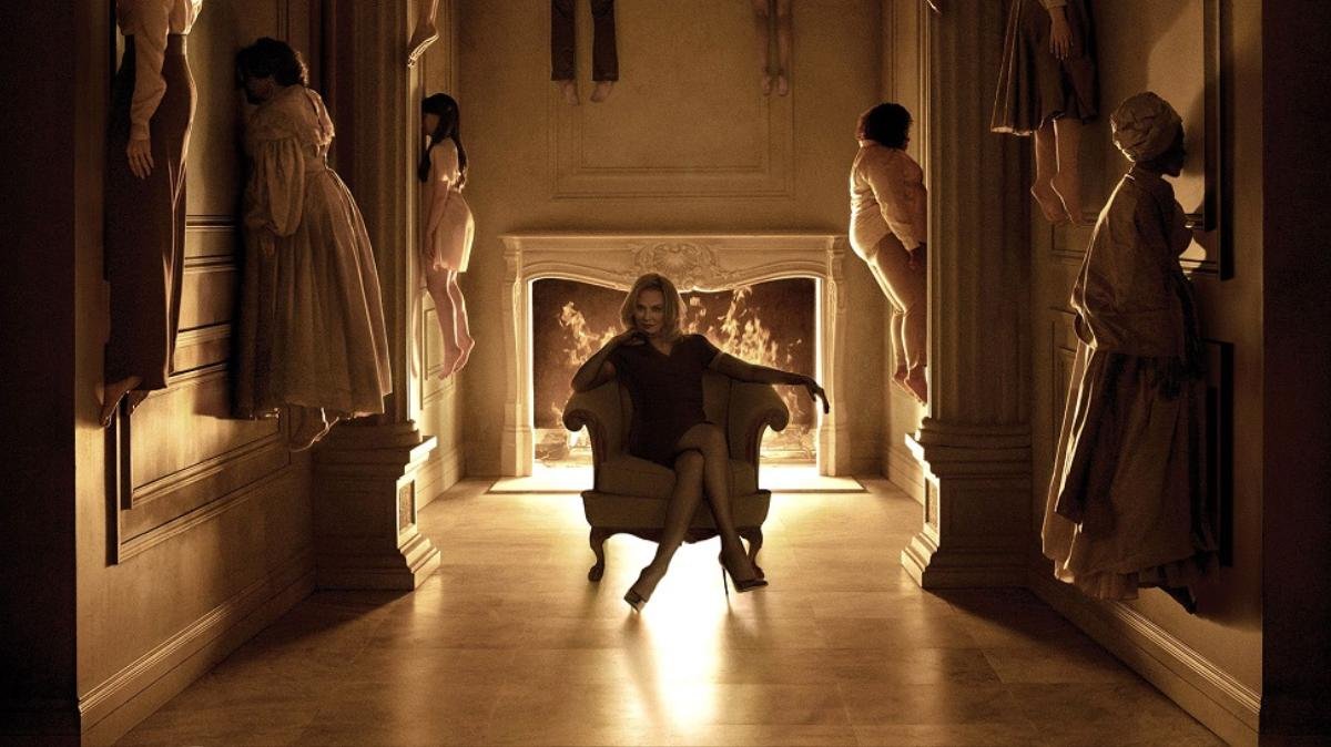 ‘American Horror Story’ ra mắt tựa đề season 8, liên quan tới Nhà ma và Hội phù thủy Ảnh 3