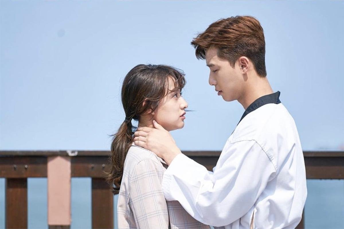 Điểm mặt hội ‘người tình màn ảnh' tài sắc vẹn toàn của Park Seo Joon - Ai mới là 'chân ái'? Ảnh 10