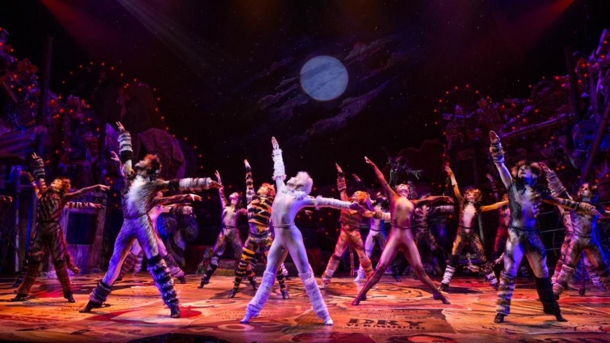 Taylor Swift, Jennifer Hudson trở lại màn ảnh rộng cùng siêu phẩm nhạc kịch 'Cats' cộp mác Broadway Ảnh 2