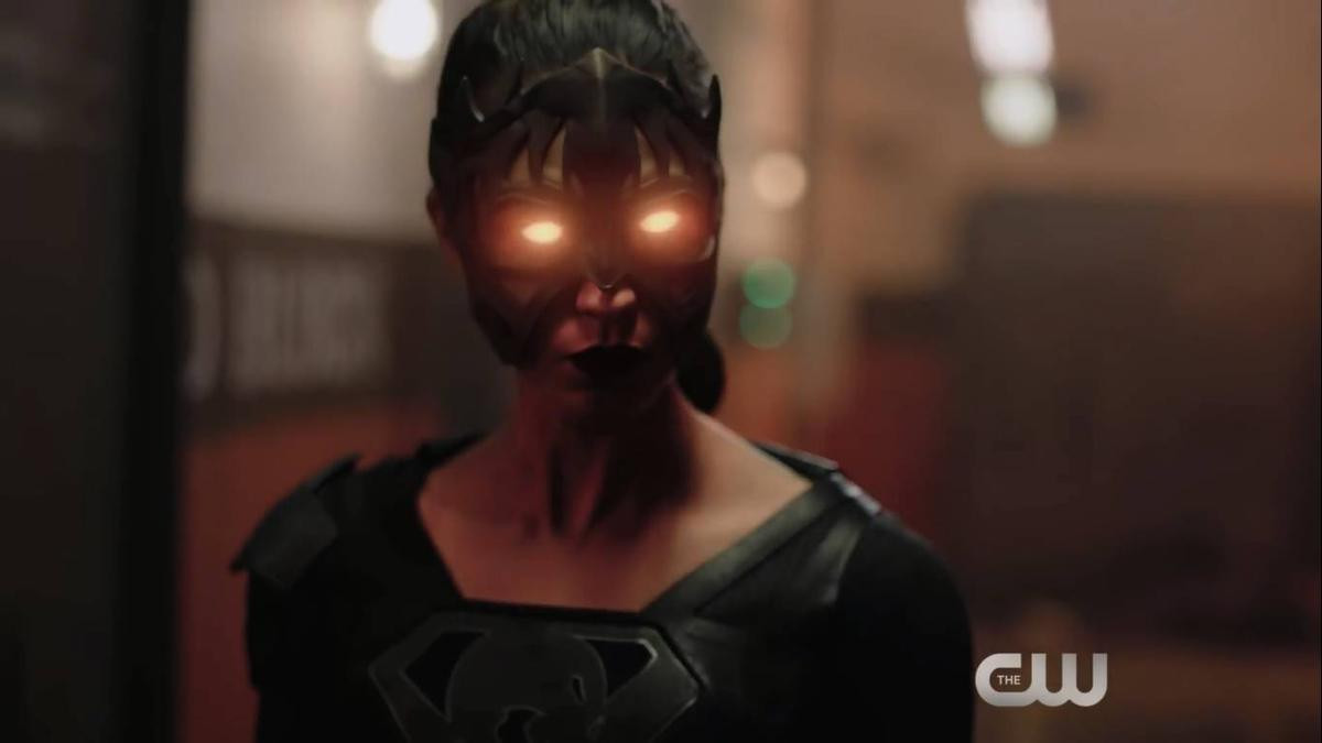 Siêu anh hùng truyền hình DC nhá hàng nóng hổi: Arrow, The Flash, Supergirl và Batwoman Ảnh 10